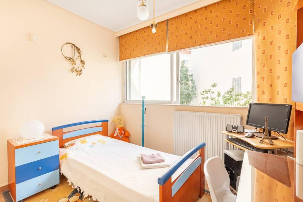 אתונה Two Bedroom Apartment Near Alimos Marina ! מראה חיצוני תמונה