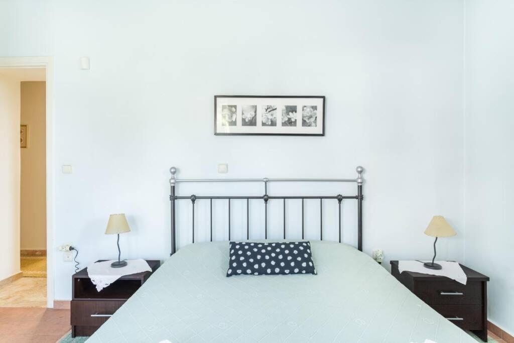 אתונה Two Bedroom Apartment Near Alimos Marina ! מראה חיצוני תמונה