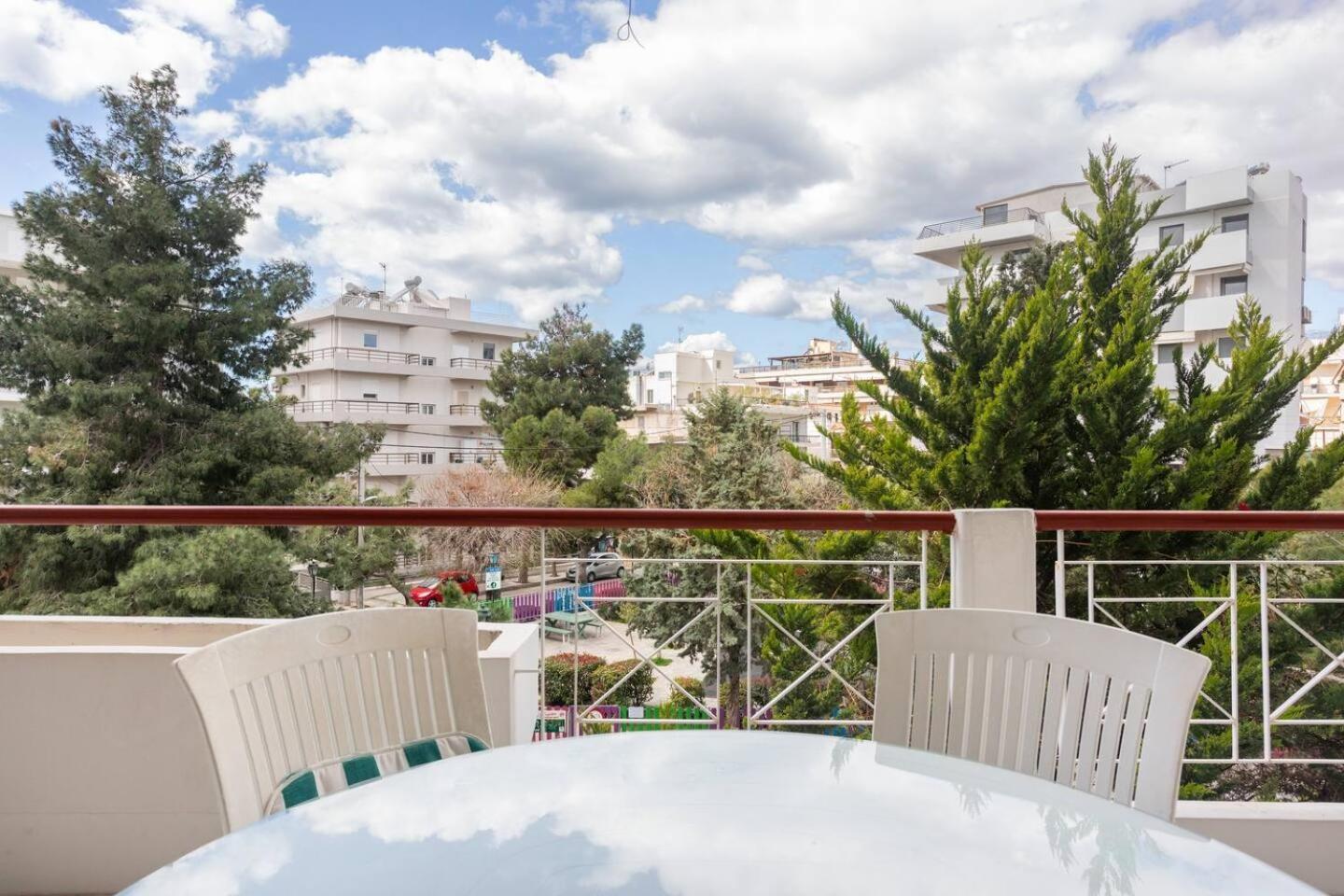 אתונה Two Bedroom Apartment Near Alimos Marina ! מראה חיצוני תמונה